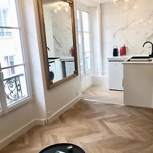 Sweet Montmartre , Paris France
